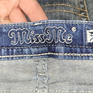 Womens Miss Me jeans size 32